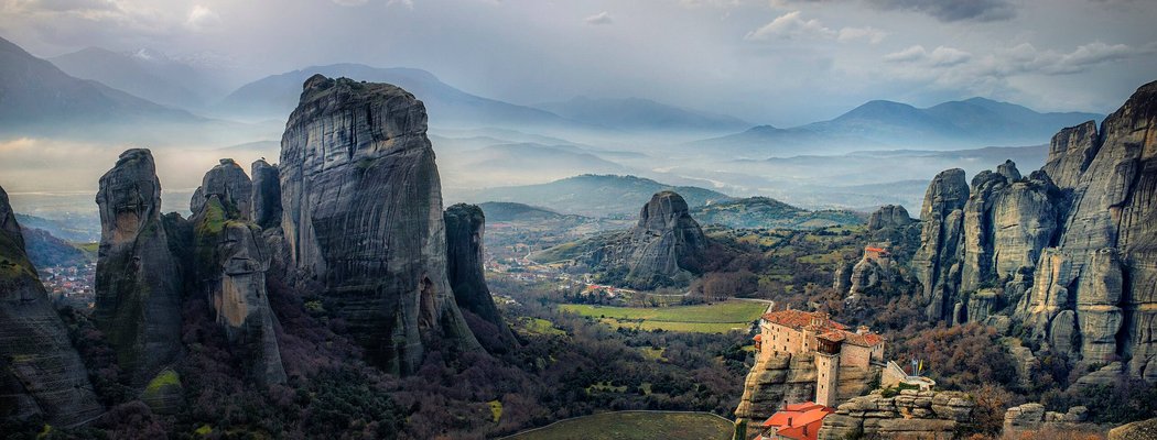 Meteora's monastery by Stathis floros, CC-BY-SA 4.0